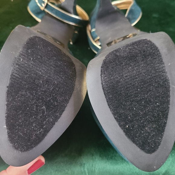 Brand new Teal Cyan Turquoise Heels - Picture 6 of 10